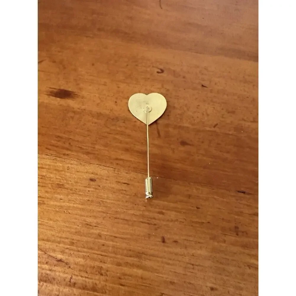 Vintage Cloisonné Floral Heart Stick Pin Gold Tone Blue Orange Enamel Lapel Hat